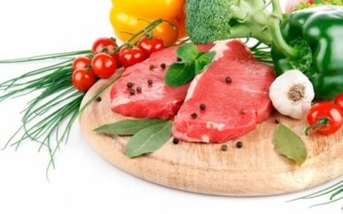 Pour l'ostéochondrose de la colonne thoracique, une alimentation saine est indiquée
